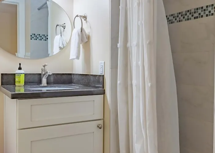 Charming House Near Kierland Pool Heater Hot Tub