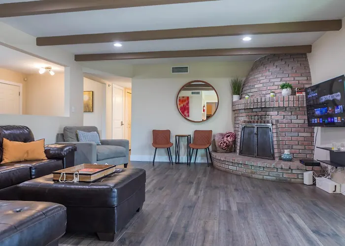 Charming House Near Kierland Pool Heater Hot Tub Ferienhaus *
