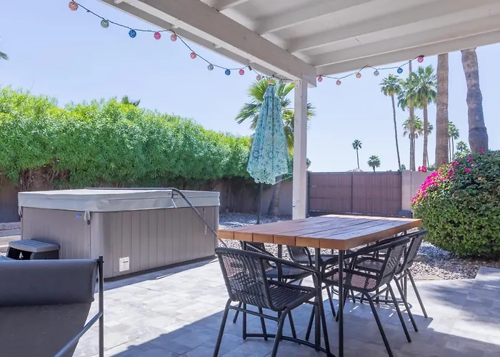 Charming House Near Kierland Pool Heater Hot Tub Ferienhaus *